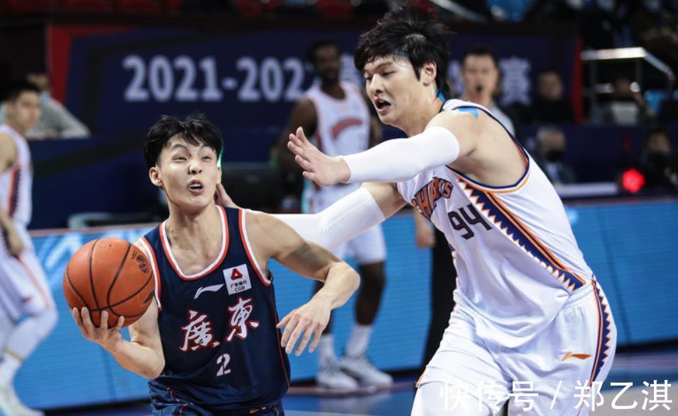 广东队|富兰克林22+7,上海力克广东!李春江留情面,易建联15+13