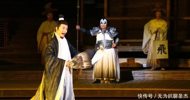 仅仅|刘备携带十万民众南逃,难道仅仅是因为他的“仁义”吗?