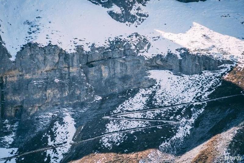 跨越雪山，寻找消失地平线上的巴拉格宗