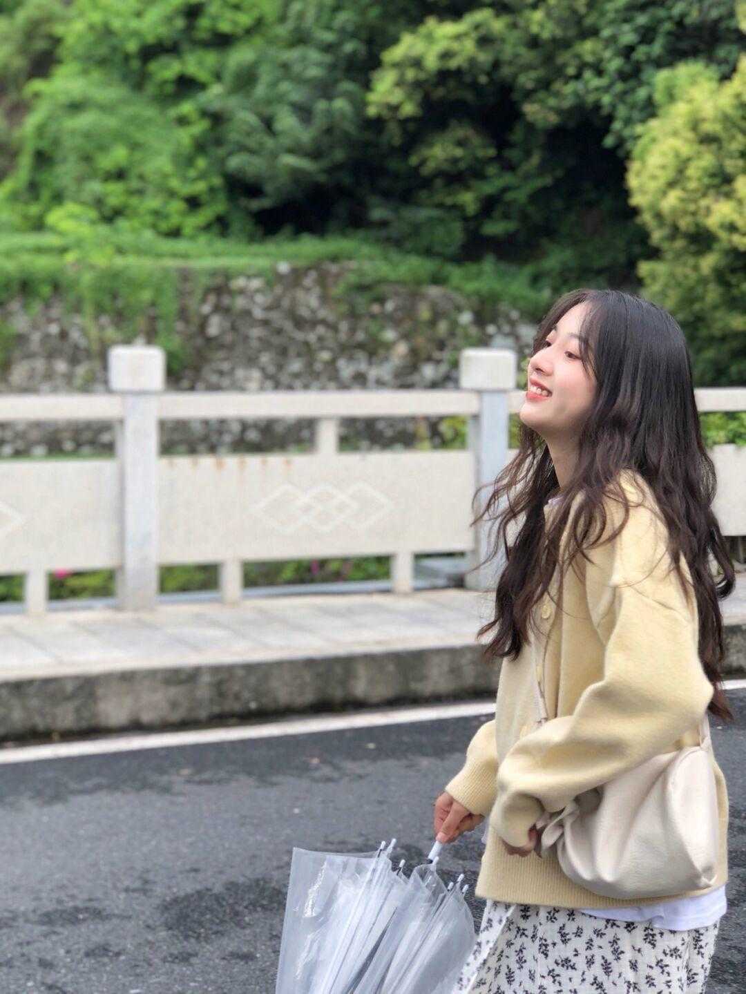 秋天|秋冬这样穿更有气质，展现另一面的完美，女生原来可以这么美