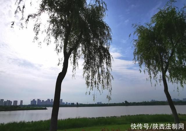 咸阳湖|晒比看·陕西日报全媒体行动走进咸阳:一湖两岸好风光!咸阳湖这么美，快来逛