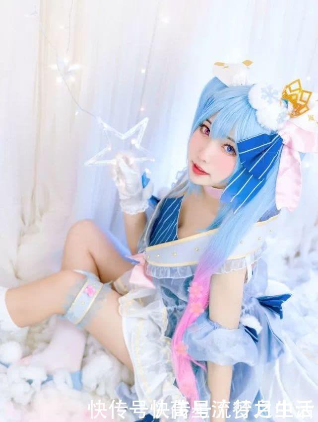 coser|女仆装正片cos,小姐姐膝盖上绑手环,意外美出新高度