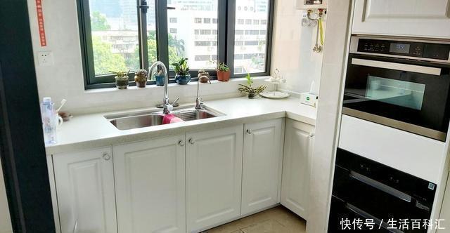 收纳|98平米小三居,全屋白墙经典时尚,营造舒适温馨空间