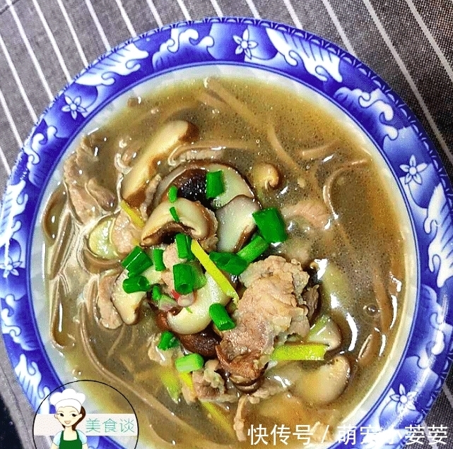 天冷了，这早餐面多做给孩子吃，鲜甜美味又营养，一上午不饿肚子