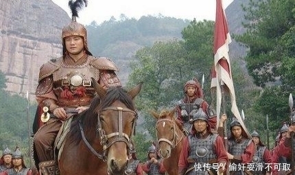 辱骂|老太太当众辱骂朱元璋,亮出其身份后,朱元璋赶紧接她回宫伺候