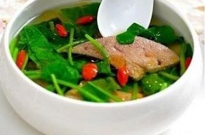 枸杞性甘|枸杞可和此物一起吃，头发变黑了，也不脱发了，谁吃谁健康