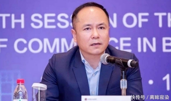 银泰|他和马云“称兄道弟”，赚走了200多亿，还娶了小21岁的女明星