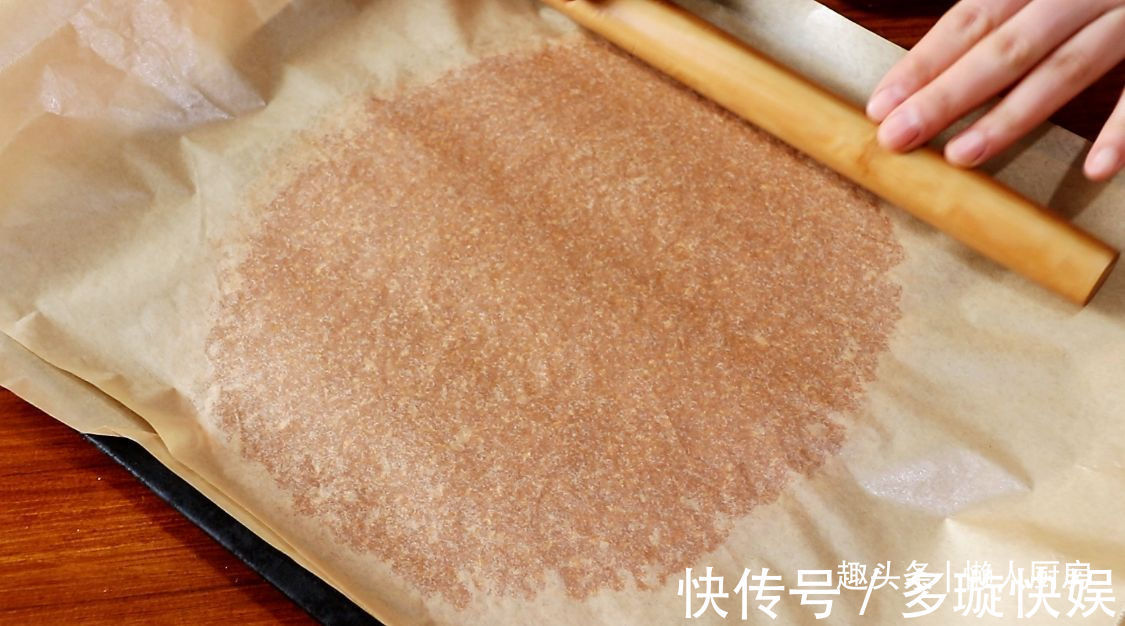 懒哥|花生米不加一滴水,撒点白糖熬一下,比油炸得更好吃,香甜酥脆