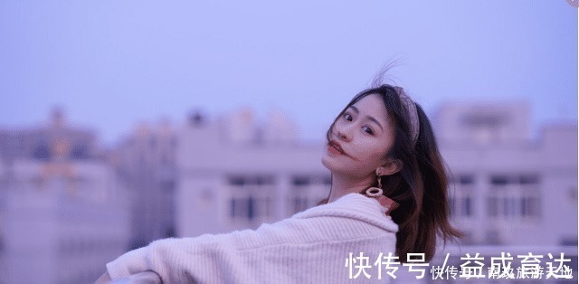 我妈|一位23岁女孩的哭诉高龄父母偷偷生了弟弟，我该怎么接受