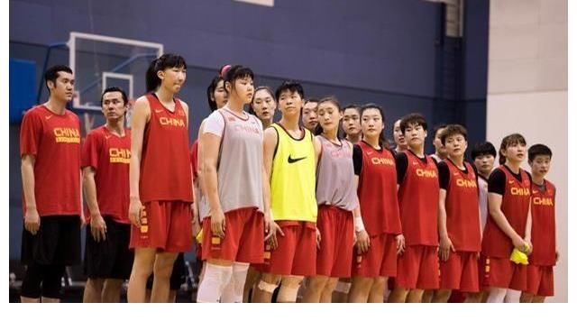 世青賽|“女版詹姆斯”李夢(mèng)：女籃的硬核甜心，拒絕西班牙富商只嫁中國(guó)人