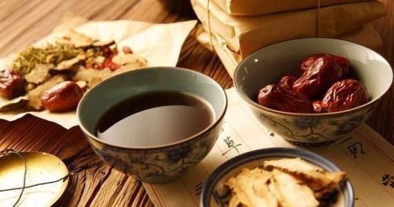 火锅|93岁退休老中医核桃如此吃,两星期尿酸降了,痛风也走了