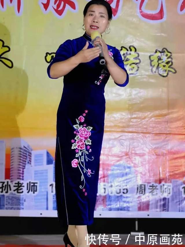  莲鞘|毛毛祥光见拂晓胜芳洁雅出莲鞘