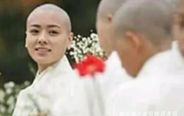 倩女幽魂之人间道$漂亮尼姑出一上联,说:谁能对上就还俗嫁给他,结果一直无人对出