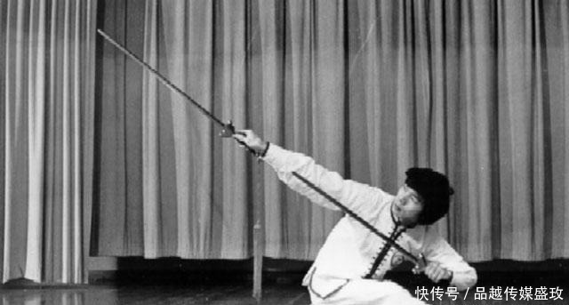 交手|他是和李小龍交手耗時第一久之人,撐了三分鐘,被李起了專用稱呼