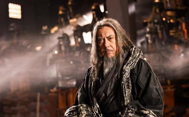 古墓|亚父范增墓发掘过程中，考古队发现一盗洞，专家看后：盗墓贼太傻