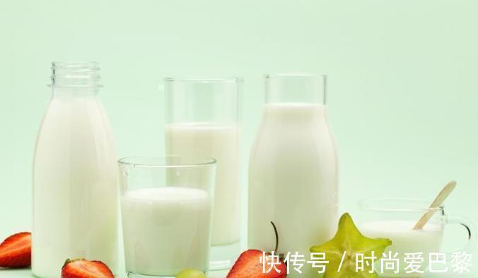 喝牛奶|为什么不建议女性天天喝牛奶?提醒:喝牛奶牢记4点,更营养