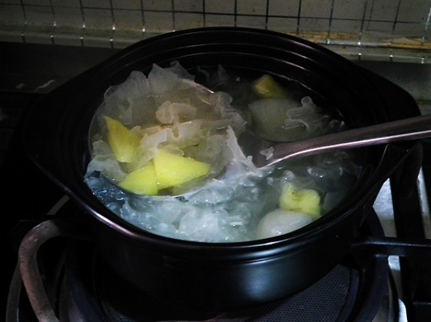 凤梨|宁愿不喝鸡汤，也要多喝一点它，2元1斤，却有16种天然矿物质