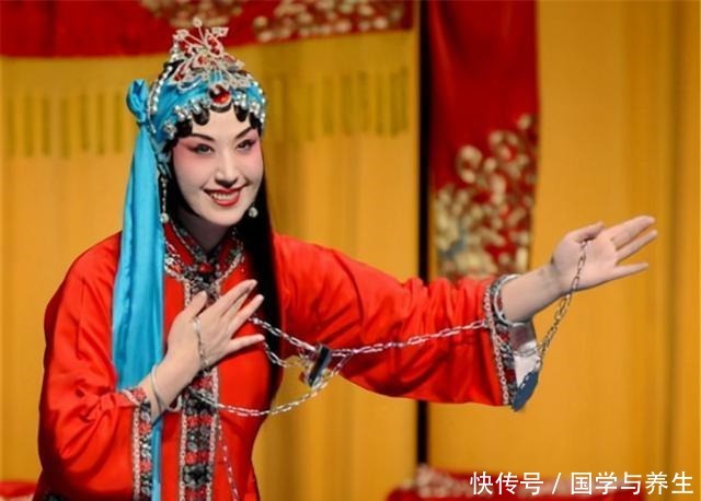 中国京剧之星史依弘,与大18岁的李成儒离婚后,至今未婚