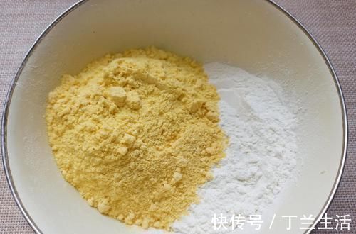 窝窝头|玉米面加红枣这种吃法火了，营养补钙，出锅暄软香甜，一盘都不够