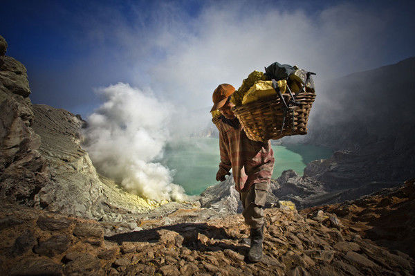 蒲桃酒|莫寒律诗21首:闲得此身无管领，半居梦里半人间