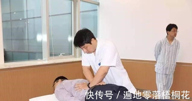 膏药|腰突坐骨神经痛老中医推荐的妙方，在家就能做，治腰痛不求人