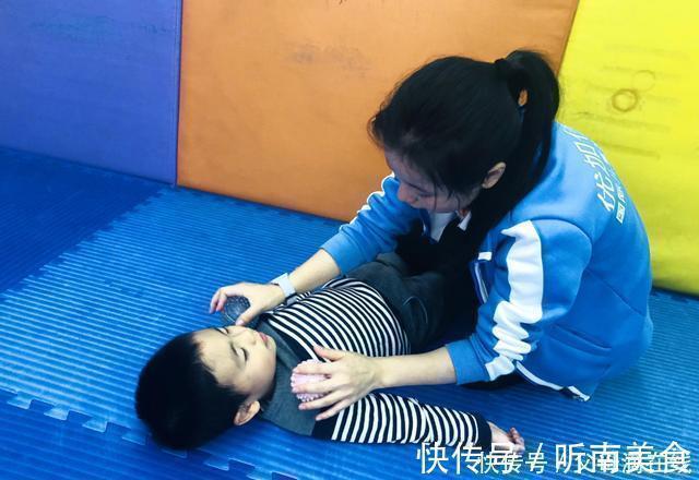 孩子|生儿子的父母,这3句话就算烂肚子里也别对娃说,即使玩笑也不行