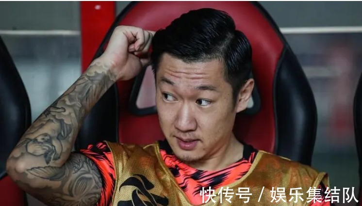 陈戌源|耻辱男足百万豪华包机归国,遭球迷质问良心