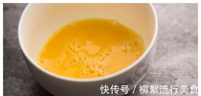 菜品|西红柿炒鸡蛋，大厨多加1味料，鸡蛋嫩滑，汁水多！