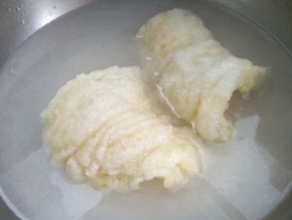 西芹|它是天然“碱性食物”,常吃口气不臭,秀发乌黑,皮肤细腻有光泽