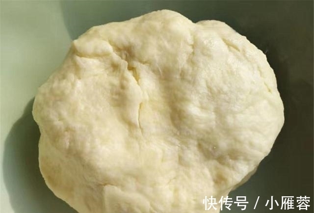 小苏打|生煎包最简单好吃的做法，又酥又脆又多汁，咬一口满嘴香