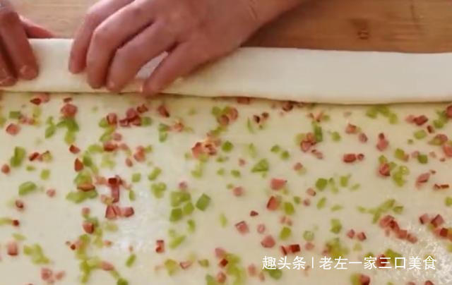 花卷|花卷新做法,有菜有肉,比包子简单,比饺子还香,一口一个,好吃