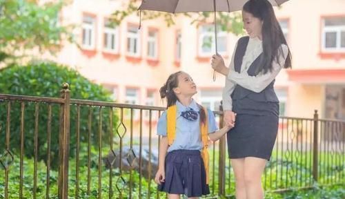 孩子|爸爸第一次接娃遭“滑铁卢”,被怀疑是人贩子,宝爸:我真是亲爹