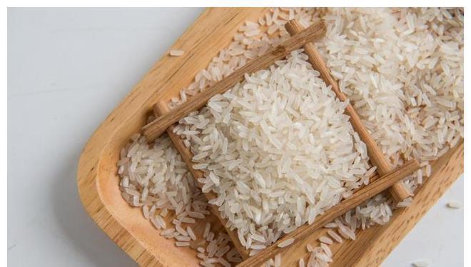 大米保存很简单,这样做越放越鲜,不长斑不生虫,天天都吃新鲜米
