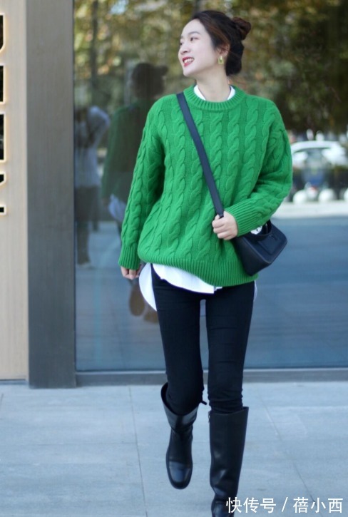 毛衣 新年穿搭别太沉闷,照搬这4套毛衣穿搭,显气质还高级