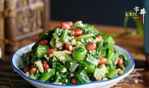 这菜浑身是宝，叶子别当垃圾扔了，营养集中在这，不懂吃可惜了