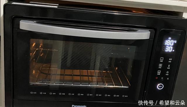 简单|一次发酵的快手面包,做法简单,松软咸香,早餐好选择,快收藏!