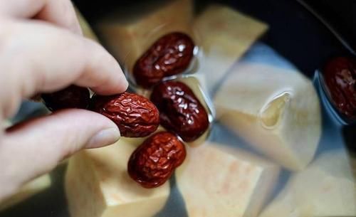 天冷了,早餐记得多吃它,简单煮一煮,营养极高,冬天要多吃