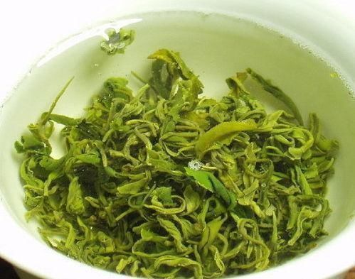 排毒|肝毒“重”的人,身体3处是“黑”的,如果你也有,尽早排毒