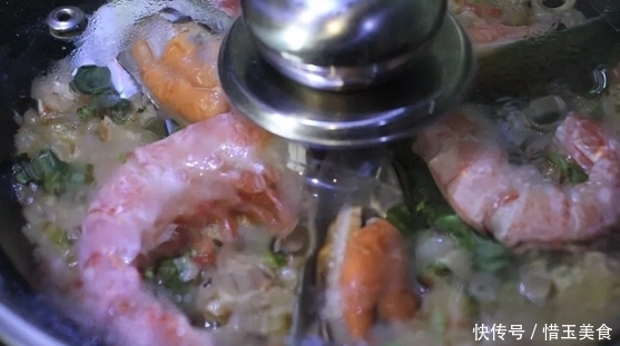 家人|大叔家的海鲜饭系列:大虾海鲜饭,制作简单,营养丰富,家人爱吃