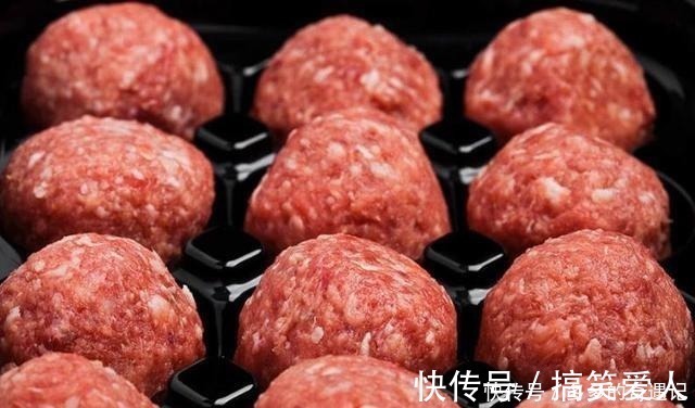 炸牛肉丸子时,切记“3用2不用”,丸子酥香松软,久放不变硬