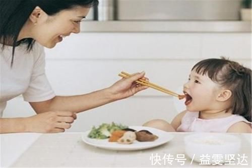 营养均衡|宝宝手上长倒刺,有个常见小动作可能带来危险,正确处理就三步