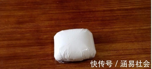 花椒粒|一碗面粉,2个萝卜,教你做好吃的萝卜丝饼,爱吃萝卜的快收藏