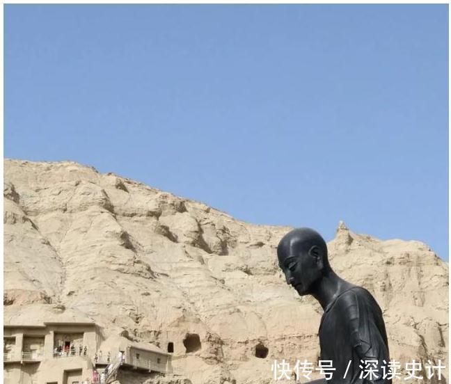 破戒!一代高僧被陷害,破戒后身边女子无数,火化时舌头烧不烂