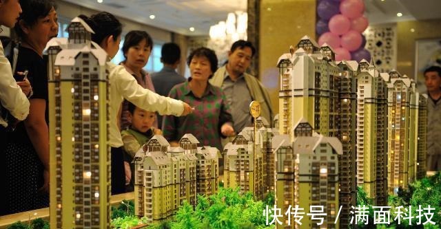 开发商|现在房子不好卖,为何开发商还在拼命盖房内行人坦言都是假象