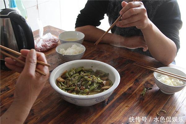 标准体重|身高180的男性，标准体重是多少超过多少斤算是肥胖