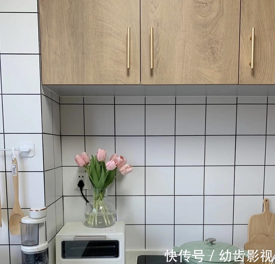 装修|三无装修“一穷二白”?她家102㎡穷装简约风,越住越舒适