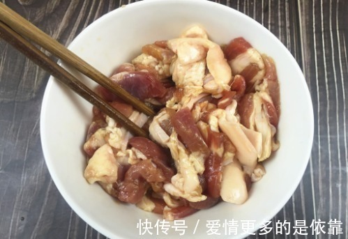 好吃|白菜最好吃的做法，不用炒，不放油，比肉还好吃，简单易做！