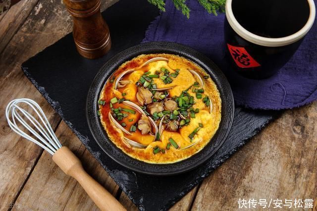 蛤蜊蒸蛋超营养，软嫩鲜香，拌饭吃特别美味，做法简单的家常菜