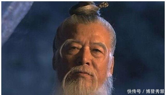 傻子|权臣问相士：我以后能当皇帝吗？相士：不能，你后面那个傻子才能