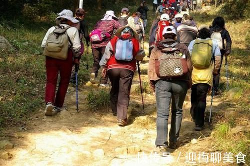 深山|水库推人事件提醒广大驴友：少去水库、沙漠、深山等人烟稀少处